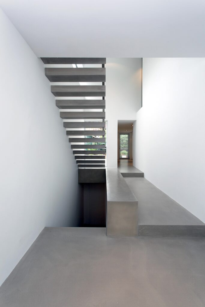 Treppenhaus Wohnhaus Wolkenburg, DDJ Architekten